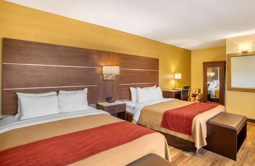 Roseville - Fleet Ridge Hotel | Comfort Inn San Diego Airport At The Harbor