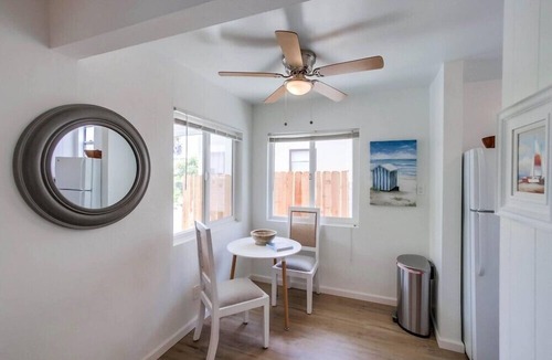 South Mission Beach Condo | Convenient Ground Level * Steps to Ocean * Outdoor Patio