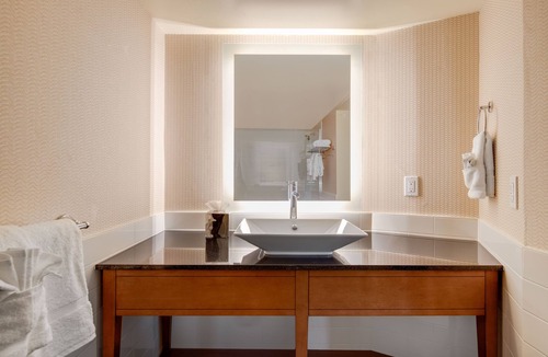 Village of La Jolla Hotel | Cormorant Boutique Hotel