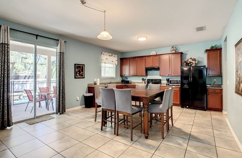 Crystal Cove House | Cost-effective pool home from 190/NT! NEAR Major theme parks
