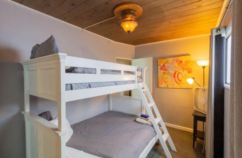 Ocean Beach House | Cozy Ocean Beach Cottage Separate Entry