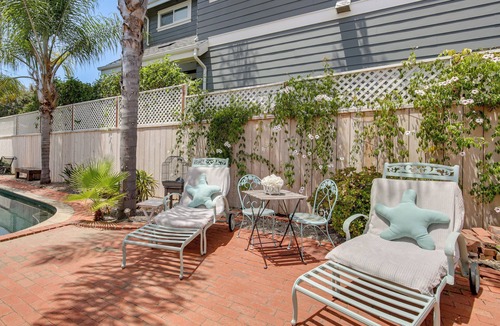 La Jolla Apartment | Cozy Studio w/Patio & Shared Pool in La Jolla!