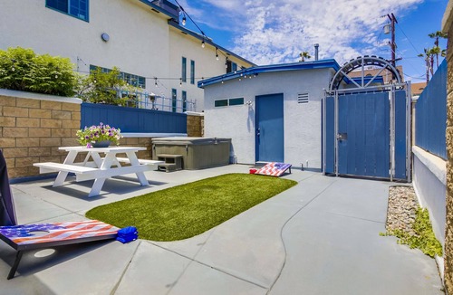 Crown Point Cottage | Crown Point Cottage 2: Hot Tub & Fire Pit