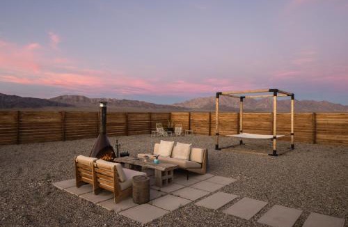 Wonder Valley House | Dark Star - Endless Stars, Cowboy Pool, Spa, Fire pit, BBQ
