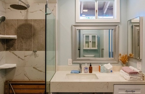 Joshua Tree House | Desert-themed Home, Minutes from Joshua Tree Town, Cowboy Pool & Hot Tub