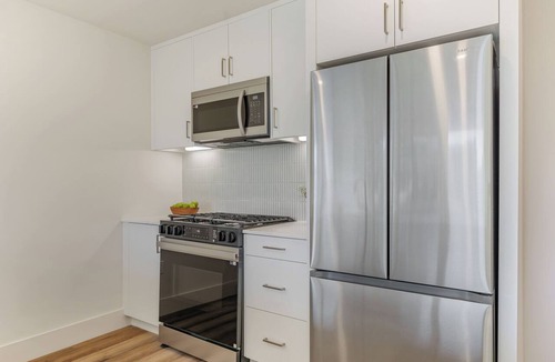 Cortez Hill Apartment | Designer Living + Pool + Hot Tub | Walk to Waterfront | Ancora by AvantStay