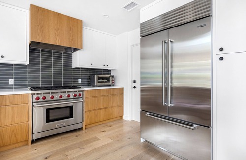 Mar Vista House | Designer Mar Vista Mid-Century Oasis with Pool + Hot Tub 4BR/4Bath