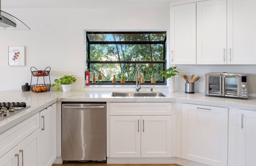 Agoura Hills House | Designer Retreat w/Pool, Firepits, Panoramic Views | The Lake House at Malibu