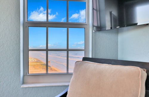 Ortona Condo | Direct Oceanfront Condo in North Daytona Beach 3 Beds/3 Baths