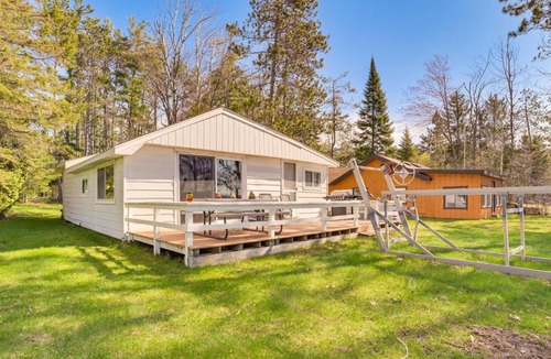 Lewiston House | Dock + Fire Pit: Lakefront Lewiston Escape!