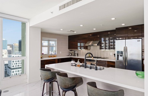 Downtown San Diego Condo | Double story downtown Marina penthouse!