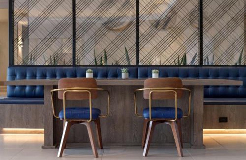 South San Francisco Hotel | DoubleTree by Hilton San Francisco South Airport Blvd
