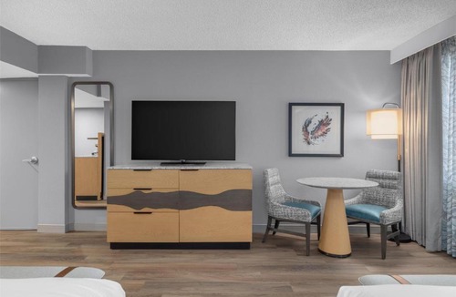 Encanto Hotel | DoubleTree by Hilton Phoenix Midtown