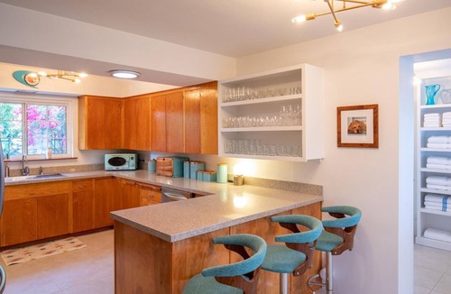 Warm Sands House | Downtown Mid Mod - Warm Sands - Special Spring & Summer Rates Now In Effect