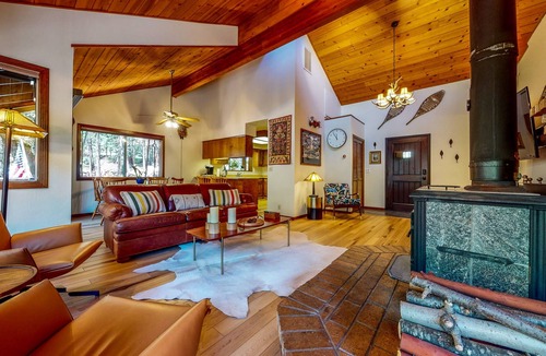 Glencoe Cabin | Dreamy Cabin in the Woods with Wraparound Deck