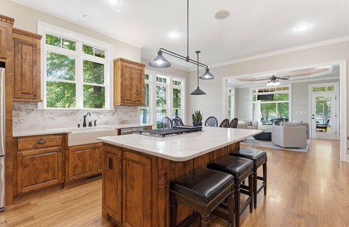 Terrell House | Entertainers Dream! Private Pool, Spa, Pool Table, Shuffleboard, Arcade, Firepit, Tiki Bar!