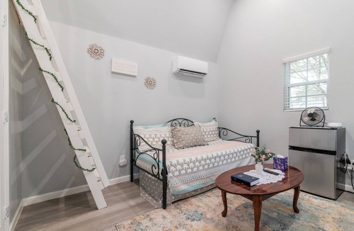 Gastonia Apartment | Entire tinyhouse, smart bidet and purified water