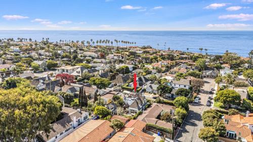 Beach Barber Tract House | European Charm Meets La Jolla Rooftop Views