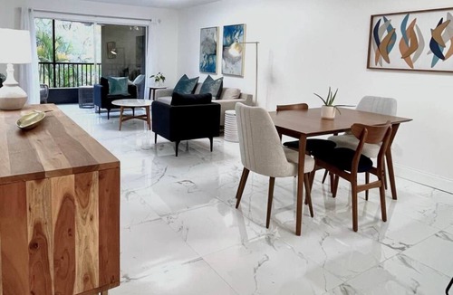 Granada Condo | Exceptional remodeled condo, 2 miles from Siesta Key