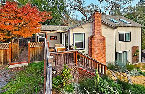 Forestville House | Exclusive R.river Retreat@Steelhead Beach Park, Hot tub, upscale outdoor kitchen