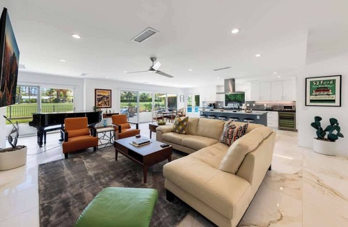 Indian Canyon House | Fairway Luxe: New Remodel on Indian Canyons Course