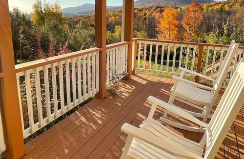 Durham House | Farmhouse at Larosa Lane · 10 Min to Skiing | Catskill Views | Fire Pit