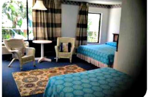 Daytona Beach Hotel | Flamingo Inn Beachfront - Daytona Beach