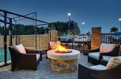 Rock Hill Condo | Free Breakfast Buffet. Indoor Pool. Close to Winthrop University!