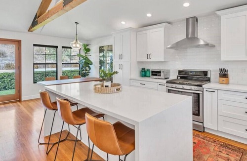 Allied Gardens House | Fully Remodeled Mid Century Modern 3/2 Home