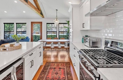 Allied Gardens House | Fully Remodeled Mid Century Modern 3/2 Home