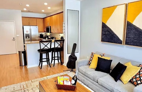 Hillcrest Condo | Furnished Hillcrest 1BR · 12-min Walk to Scripps · Work-Ready · Pool + EV