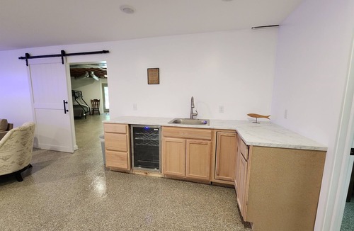 Smyrna Cottage | Geodome Getaway | Hot Tub + Pet Friendly
