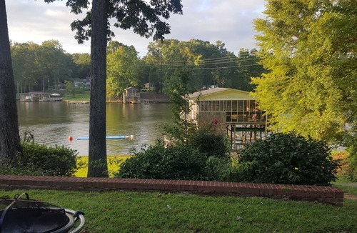 Mount Gilead House | Get away from it all - Life is GOOD at the Lake!