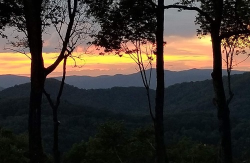 Wolf Laurel House | Get-Away Mountain Cabin. Hot Tub, Sunset Mtn. Views, Game Room, Near Asheville