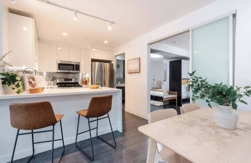 Little Italy Apartment | Glamorous Central Gem w/Patio | Walk Everywhere