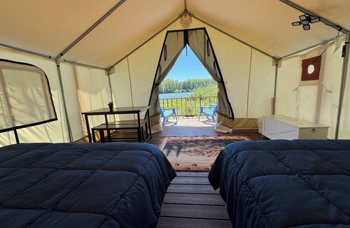 Klamath RV Rental | Glamping tent on the river.