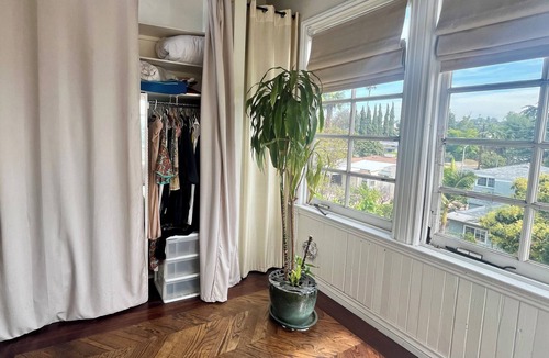 Silver Lake House | Gorgeous dream house 1 plus in Silver Lake Los Angeles, Stunning views! Peaceful