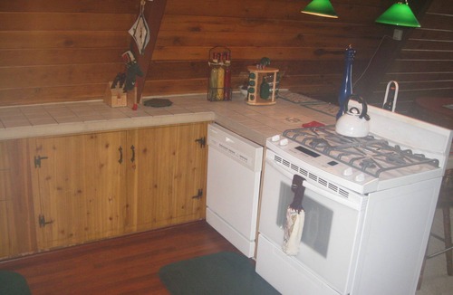 Government Camp Cabin | Govy A Frame w/Hot Tub.