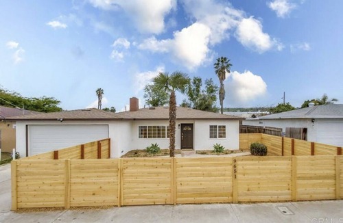 Santee House | Guest Quarter, separate entrance, free parking