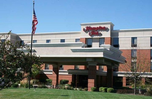 McHenry Hotel | Hampton Inn McHenry