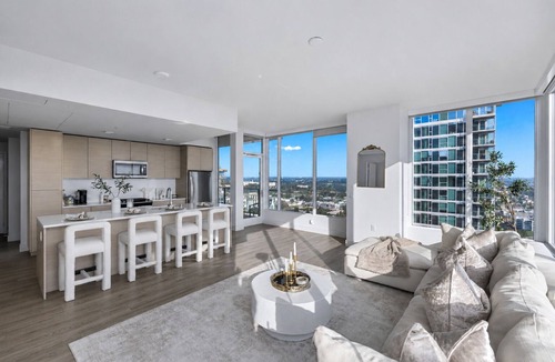 Civic Core Condo | High-Rise Downtown Condo w/Water, Petco Park & Coronado Bridge Views