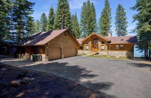 Lake Almanor West House | Hilder, West in Lake Almanor West, CA