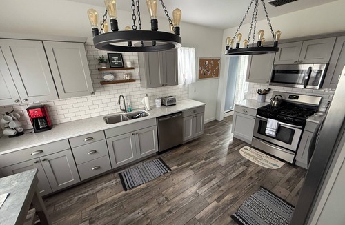 Charlevoix House | Historical 1867 Farmhouse/5 BR/Private Driveway/Sleep 12 + 2 Baby Cribs