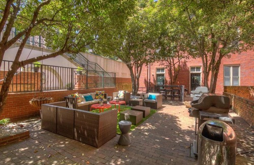 Charlotte Center City Apartment | Historical Loft - Center City - Private Balcony