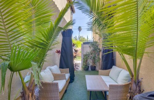 San Fernando House | Home Theater System & Gazebo: Los Angeles Getaway!
