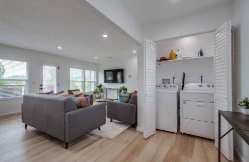 Country Club House | Home with views close to all attractions San Diego