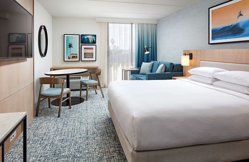 Del Rey Hotel | Hotel MDR Marina del Rey - a DoubleTree by Hilton
