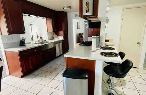 Nestor House | Huge 5 Bedroom San Diego Home! Near Imperial Beach