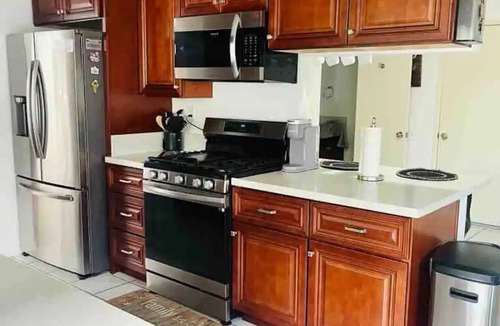 Nestor House | Huge 5 Bedroom San Diego Home! Near Imperial Beach