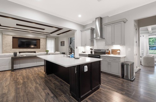 Weddington House | Incredibly Elegant-Luxe/Cozy Mountain style Winter Escape- 5 Kings- South CLT!